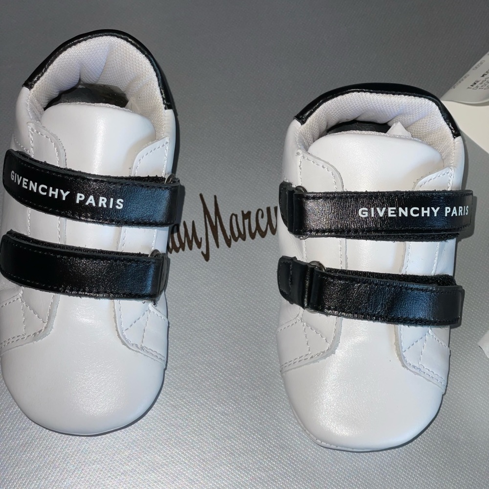 NEW BabyGivenchy shoes size US 5(UK 21) never worn, brand new w. boxing/receipt